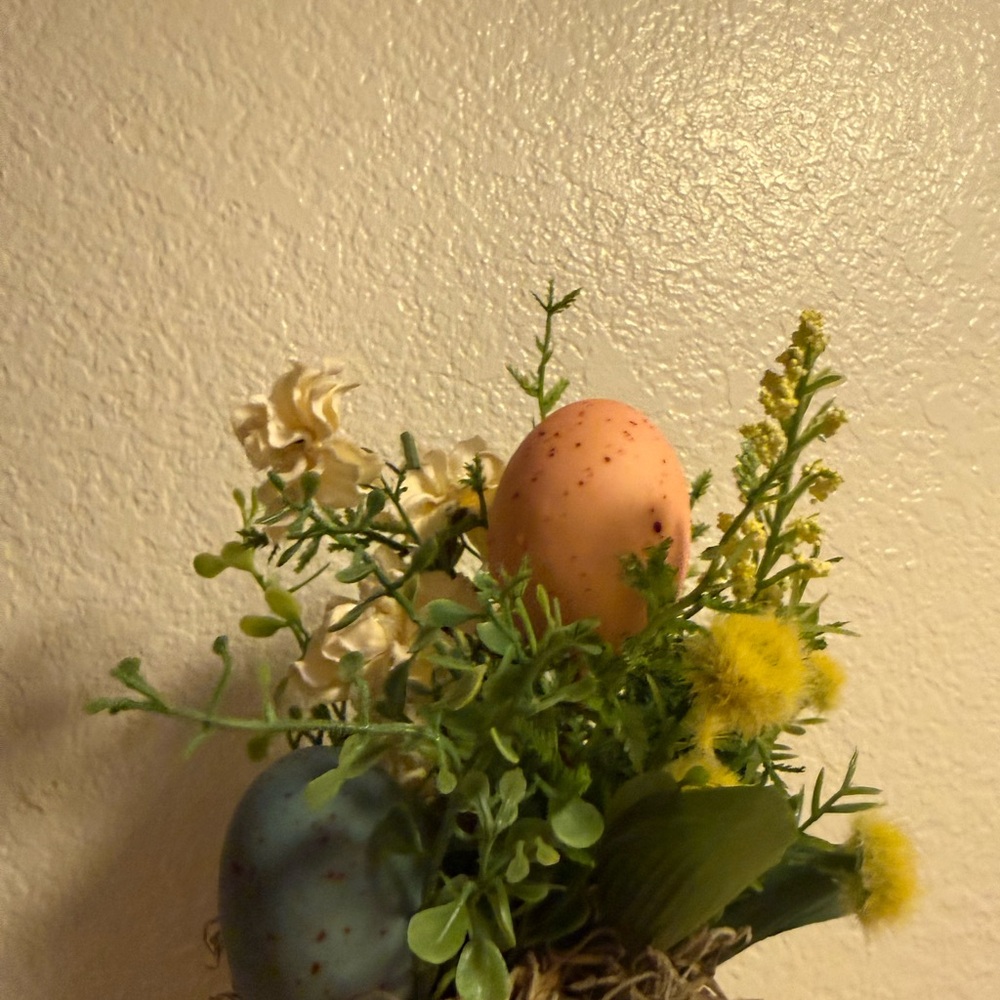 Handmade Easter/Spring Decor - Picture 8 of 9
